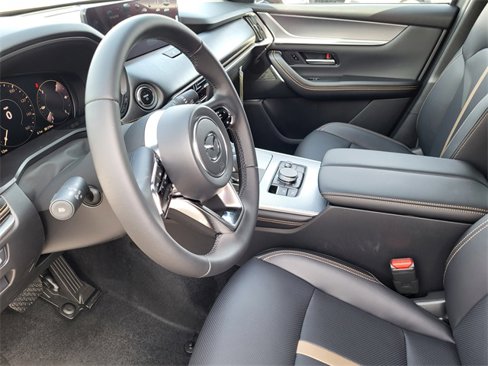New 2025 MAZDA CX-70 Plug-In Hybrid w/ Premium Plus image 8