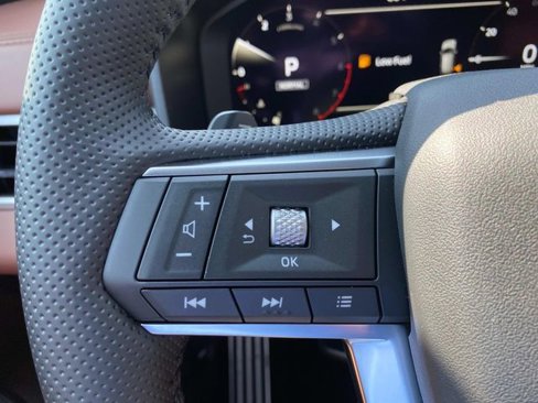 New 2025 Mitsubishi Outlander AWD image 17