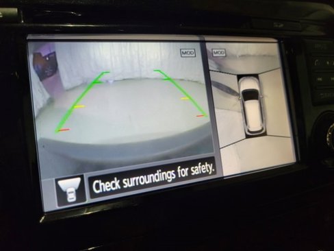 Used 2017 Nissan Rogue SL image 11