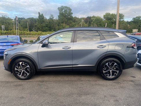 Used 2025 Kia Sportage EX w/ Premium Package image 16