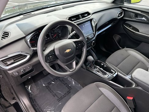 Certified 2023 Chevrolet TrailBlazer LT w/ Convenience Package image 10
