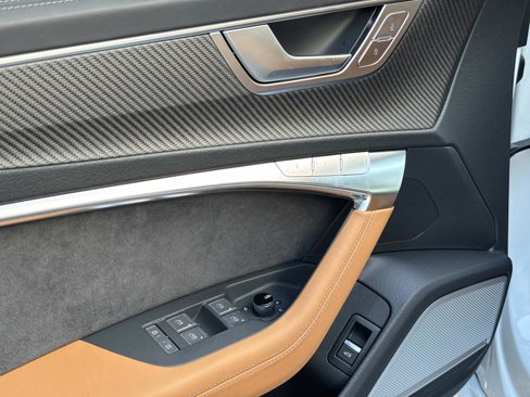 Used 2025 Audi RS 6 performance image 20