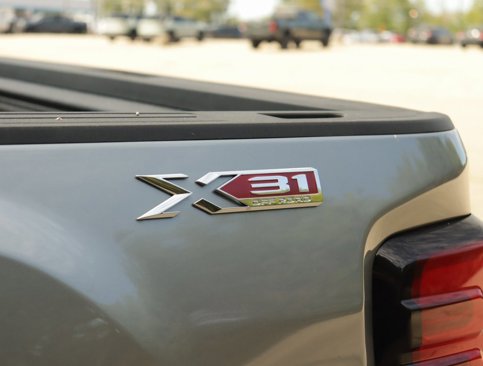 New 2026 GMC Sierra 2500 SLT w/ SLT Premium Package image 38