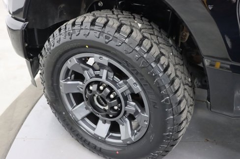 Used 2024 Ford F350 Lariat w/ Lariat Ultimate Package image 9