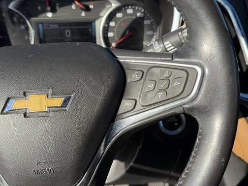 Used 2018 Chevrolet Equinox Premier image 16