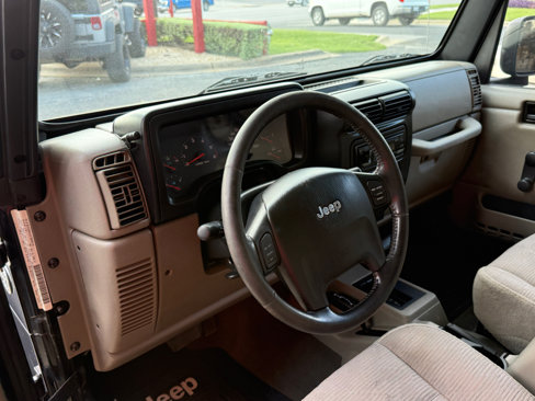 Used 2005 Jeep Wrangler X image 3