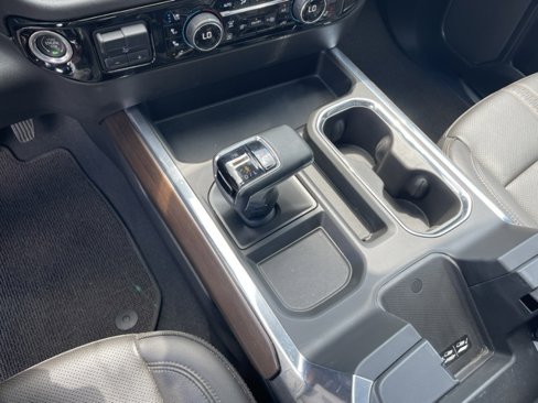 Used 2024 Chevrolet Silverado 1500 High Country w/ Technology Package image 23