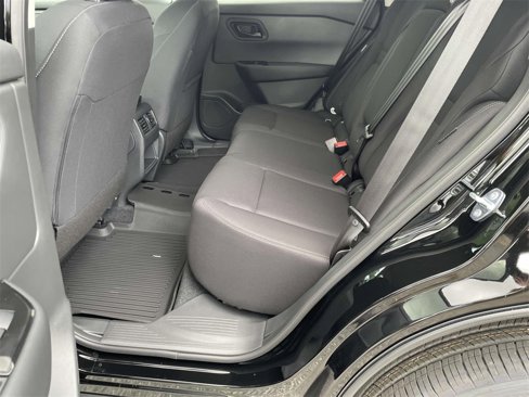 New 2026 Nissan Rogue S image 7