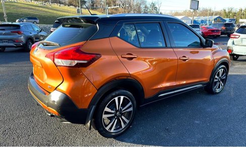Used 2019 Nissan Kicks SR w/ SR Premium Package image 5