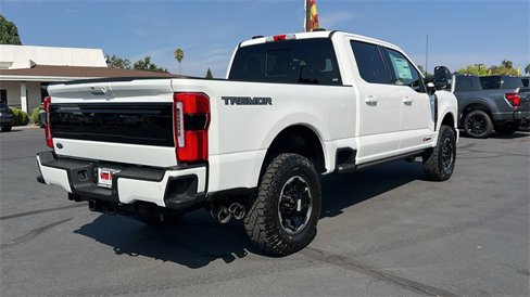 New 2026 Ford F250 4x4 Crew Cab Super Duty image 4