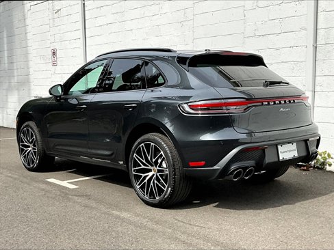 New 2026 Porsche Macan image 3