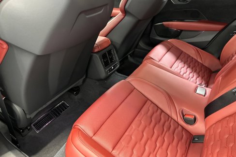 New 2025 Audi RS e-tron GT performance image 11