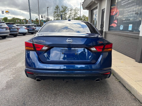 Used 2024 Nissan Altima 2.5 SR image 3