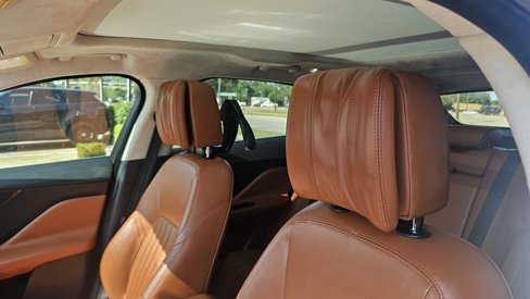 Used 2018 Jaguar F-PACE Portfolio image 27