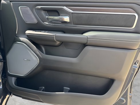 New 2025 RAM 1500 Laramie image 9