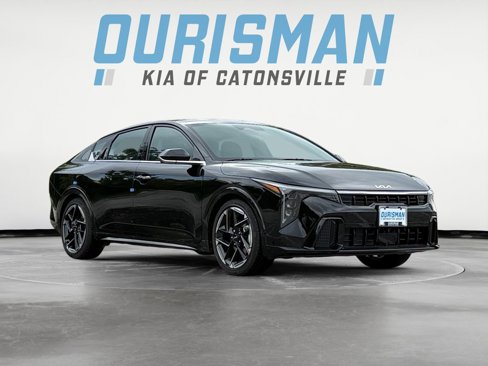 New 2025 Kia K4 GT-Line image 1