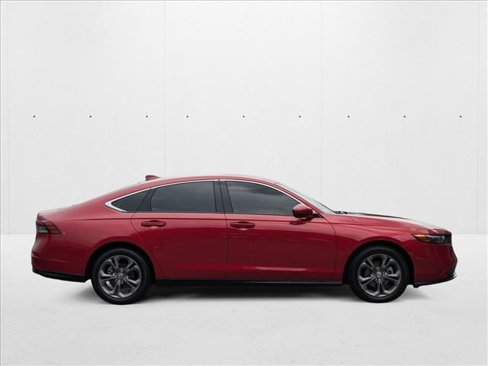Used 2024 Honda Accord EX image 4