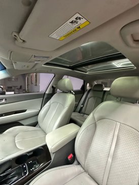 Used 2016 Kia Optima EX w/ Premium Package image 21