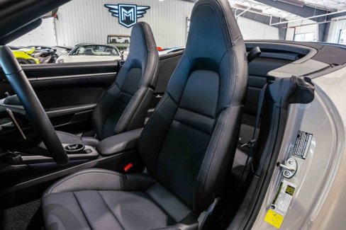 Used 2024 Porsche 911 Carrera image 13