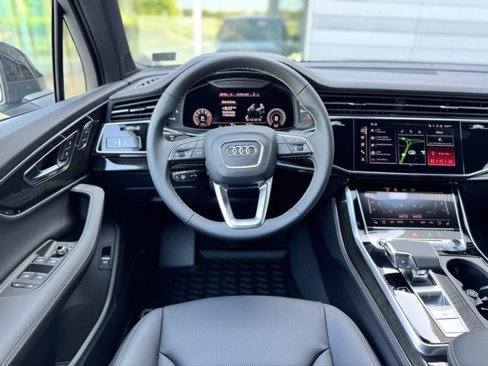 New 2025 Audi Q7 3.0T Premium Plus image 12