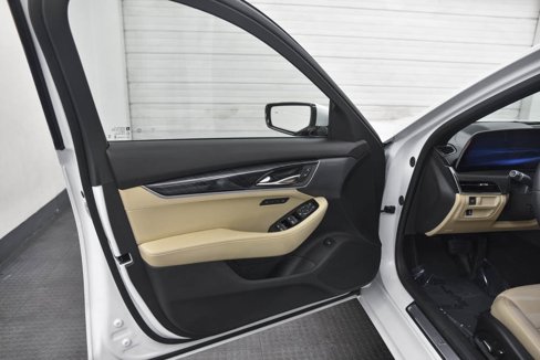 Used 2025 Cadillac CT5 Premium Luxury image 9