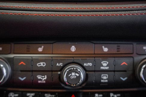 Certified 2024 Dodge Durango GT image 24