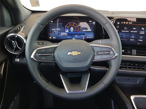 New 2026 Chevrolet Equinox LT w/ Convenience Package II image 11