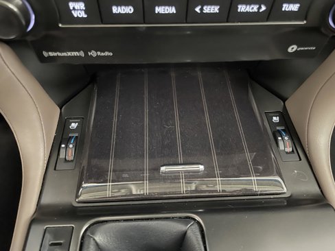 Used 2022 Lexus GX 460 Premium image 17