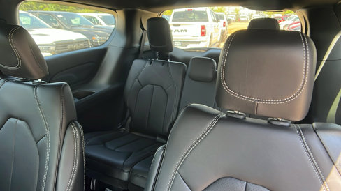 New 2026 Chrysler Voyager LX image 20