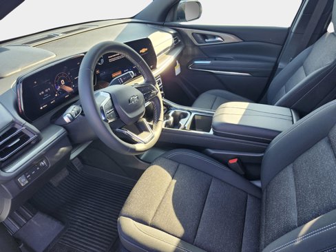 New 2026 Chevrolet Traverse LT w/ Midnight/Sport Edition image 5