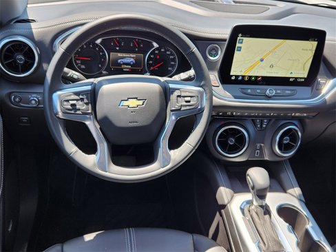 Used 2025 Chevrolet Blazer LT w/ Sound & Technology Package image 9