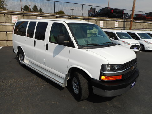Used 2016 Chevrolet Express 3500 LT w/ LT Preferred Equipment Group image 5