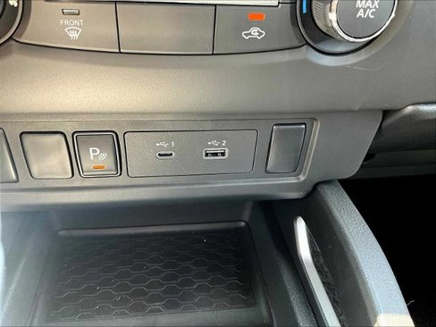Certified 2025 Nissan Frontier SV image 25