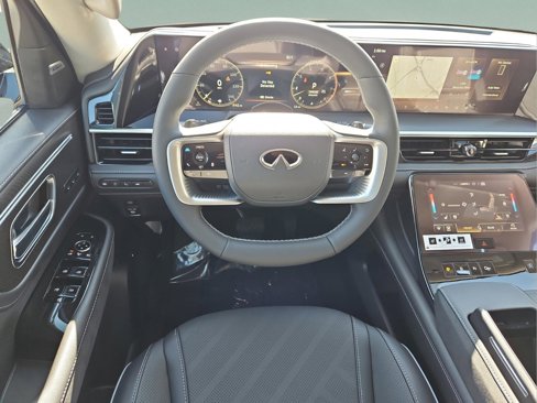 New 2025 INFINITI QX80 Luxe image 13