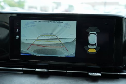 Used 2024 Kia Carnival EX image 46
