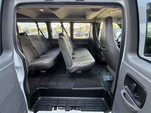 Used 2020 Chevrolet Express 3500 LT w/ LT Preferred Equipment Group image 13