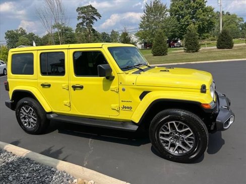 Used 2024 Jeep Wrangler Sahara w/ Technology Group image 6