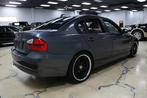 Used 2006 BMW 325i Sedan image 9