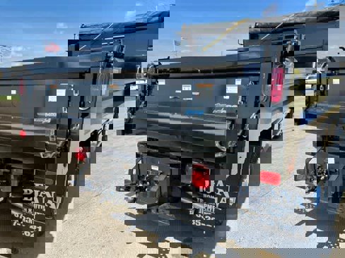 New 2024 RAM 3500 Tradesman image 12