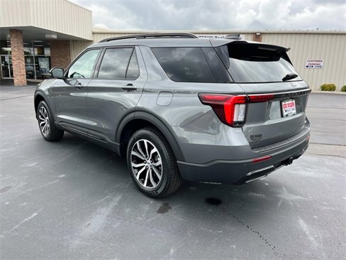 New 2025 Ford Explorer ST-Line image 5