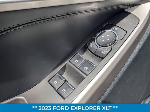 Certified 2023 Ford Explorer XLT image 12