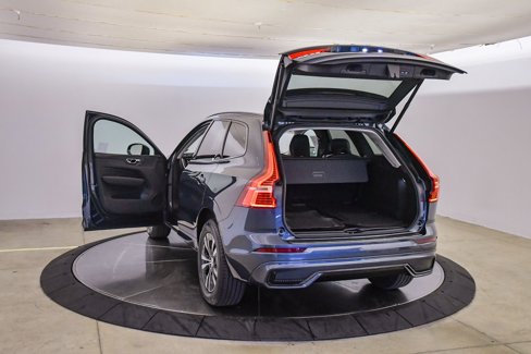 Certified 2025 Volvo XC60 B5 Core w/ Protection Package Premier image 25