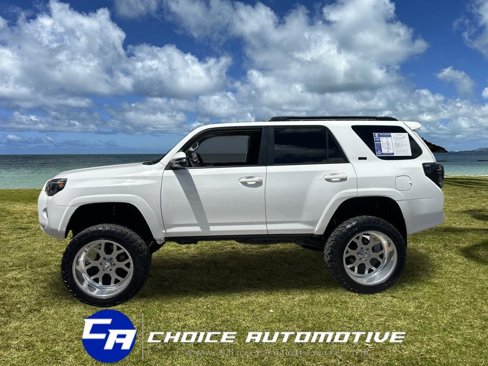 Used 2024 Toyota 4Runner SR5 Premium image 3