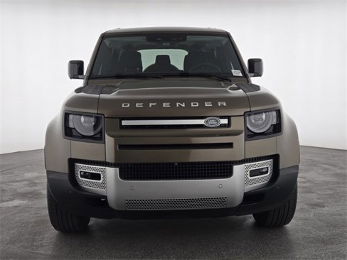 Certified 2024 Land Rover Defender 110 S image 8