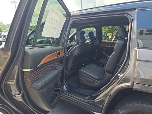 New 2025 Jeep Grand Cherokee L Summit image 15