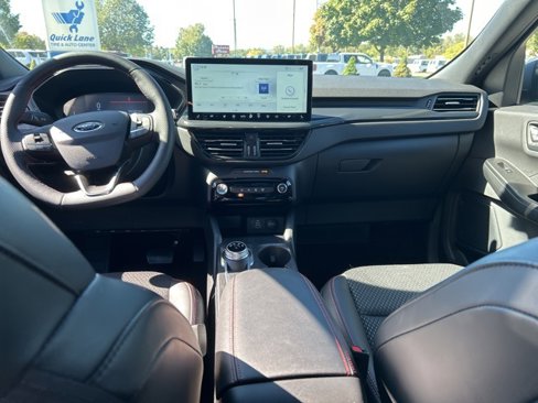 Used 2025 Ford Escape ST-Line w/ Tech Pack #1 image 13