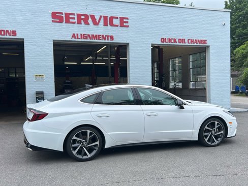 Used 2023 Hyundai Sonata SEL Plus image 9