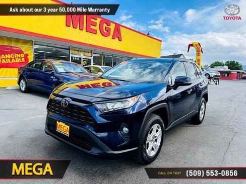 Used 2021 Toyota RAV4 XLE image 2