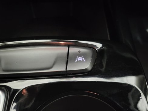 Used 2024 Chevrolet Trax LT image 5