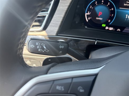 New 2025 Volkswagen Atlas SEL Premium R-Line image 22